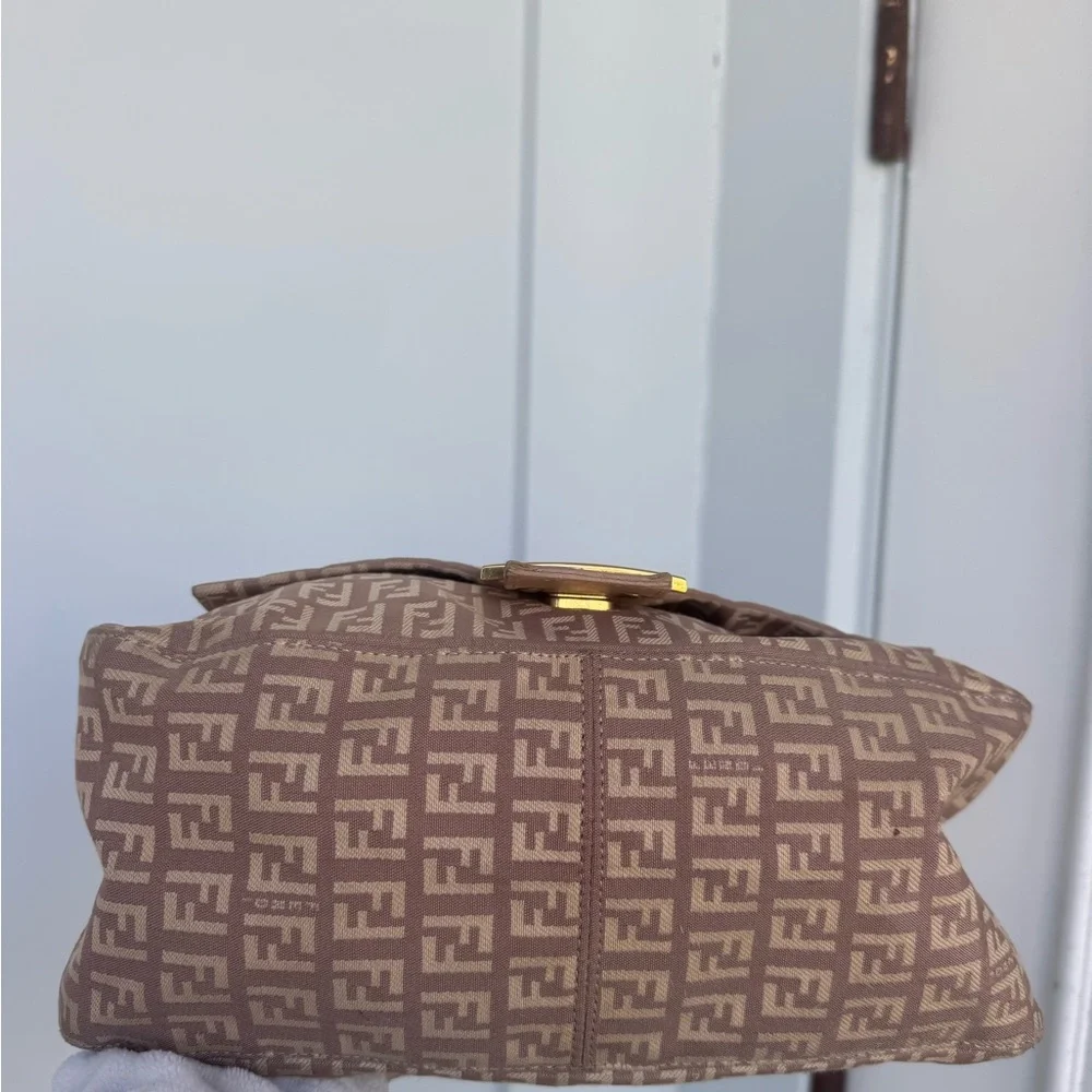 Authentic Fendi Pink Zucca Canvas Mama Baguette 💖 - Picture 8 of 17